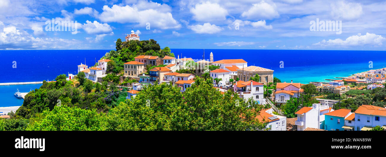 Isola di Samos, viaggi in Grecia. Karlovasi. splendida vista della città vecchia Foto Stock