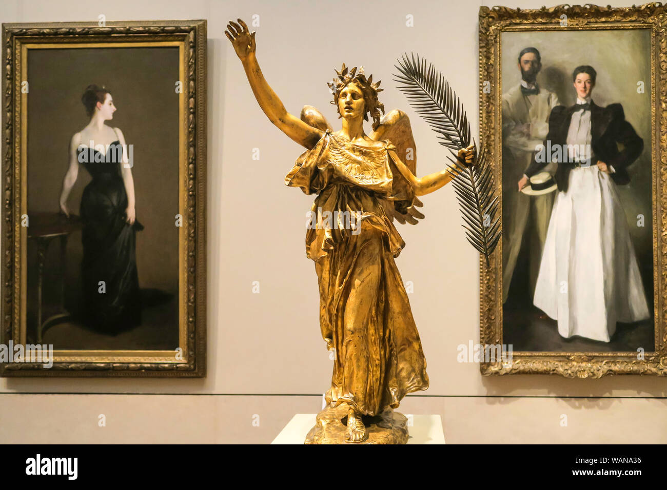 Il Metropolitan Museum of Art è una popolare attrazione turistica sul Museum Mile, New York City, Stati Uniti d'America Foto Stock