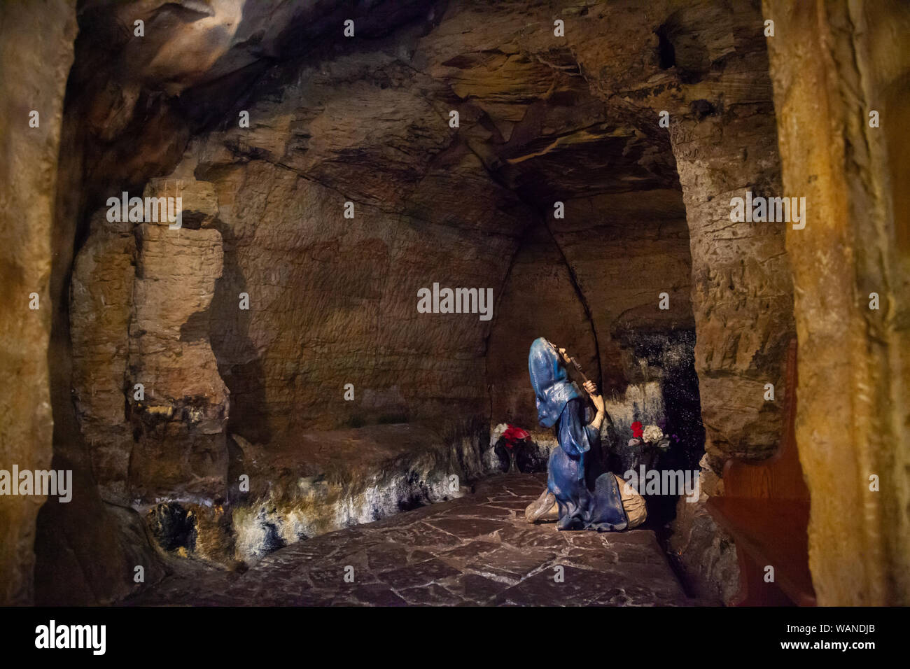 St Margaret's Cave è stata un luogo di pellegrinaggio per secoli, Dunfermline, Fife, Scozia. Foto Stock
