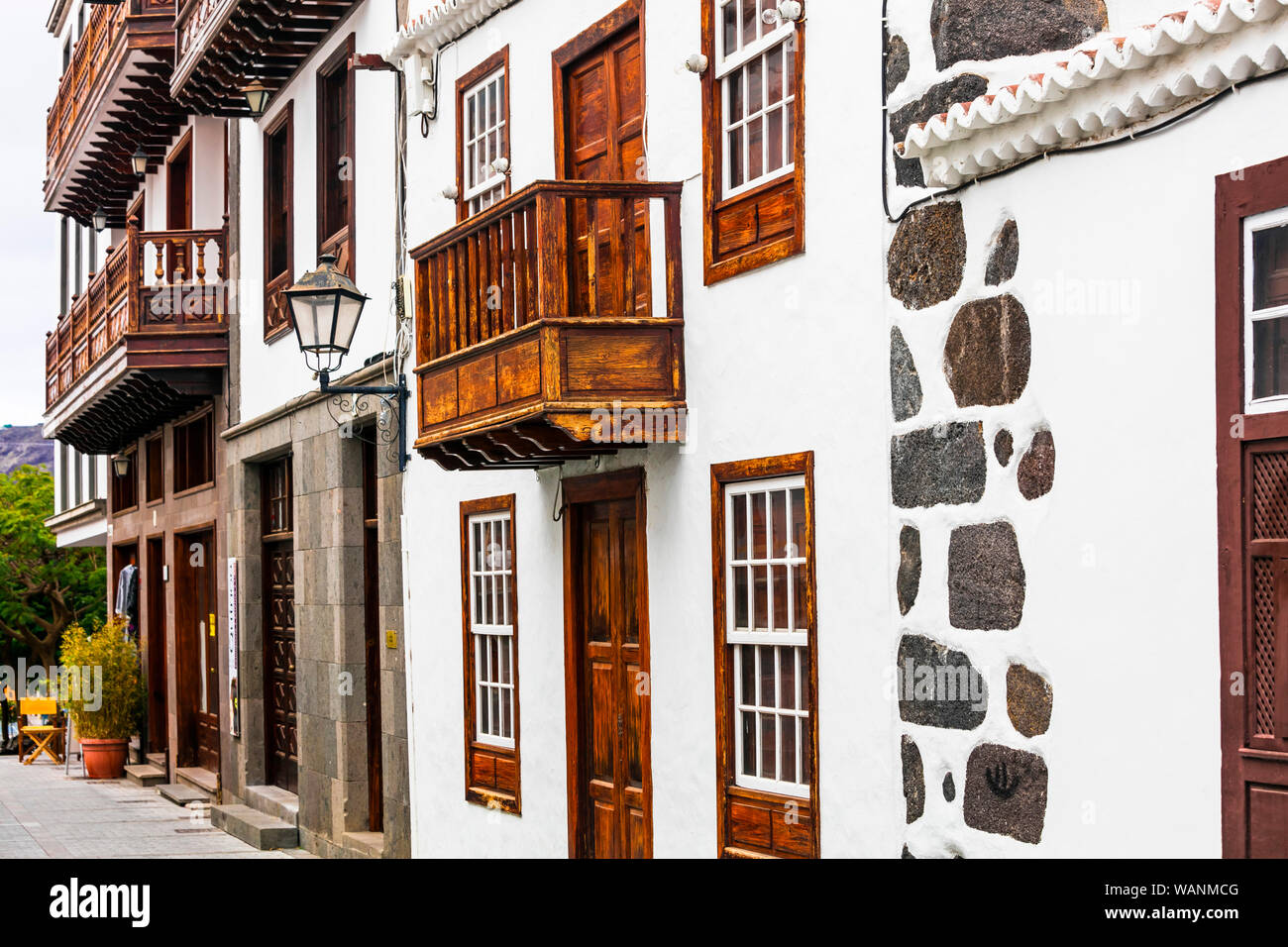 Tradizionali balconi in Los Llanos de Aridane village,isola di La Palma,Spagna. Foto Stock