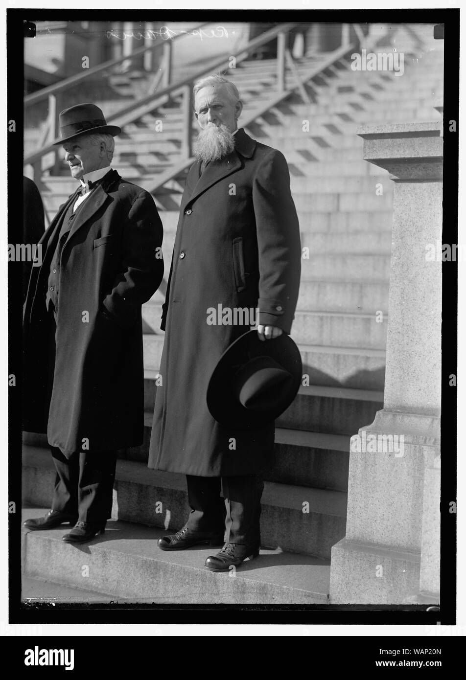 DAVIS, James Harvey, 'ciclone Davis." REP. Dal TEXAS, 1915-1917. Diritto; Hardy, Rufus, REP. Dal TEXAS, 1917-1923. A SINISTRA Foto Stock