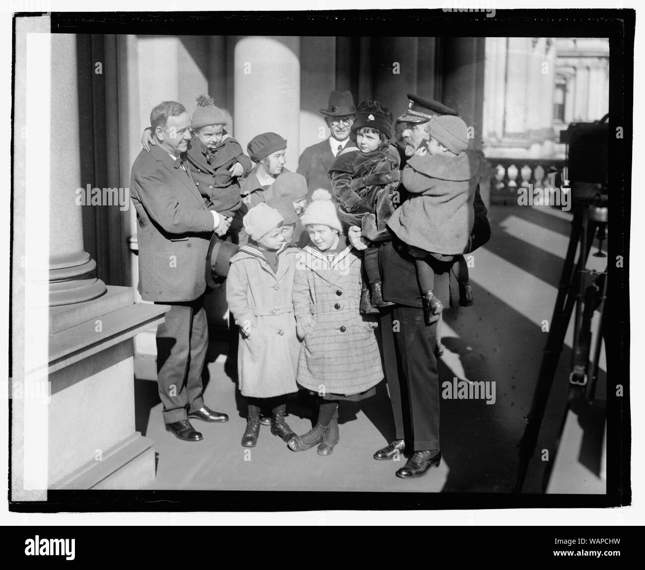 Daniels, Adml. McCully & bambini Foto Stock