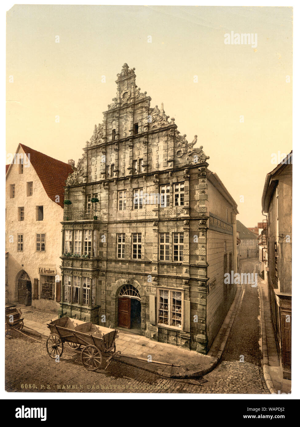 Das Rattenfangerhaus, Hameln, Hannover, Germania; titolo ideato dal personale della biblioteca.; fa parte di: Viste della Germania nella stampa Photochrom collection.; stampa n. 6080. Foto Stock