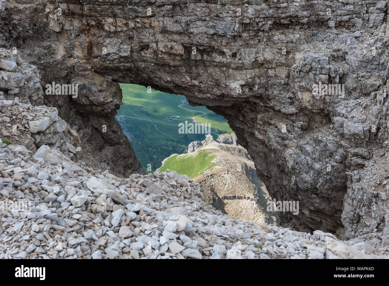 Il Sasso Pordoi, la 'Terrazza delle Dolomiti in Alto Adige, Italia Foto Stock