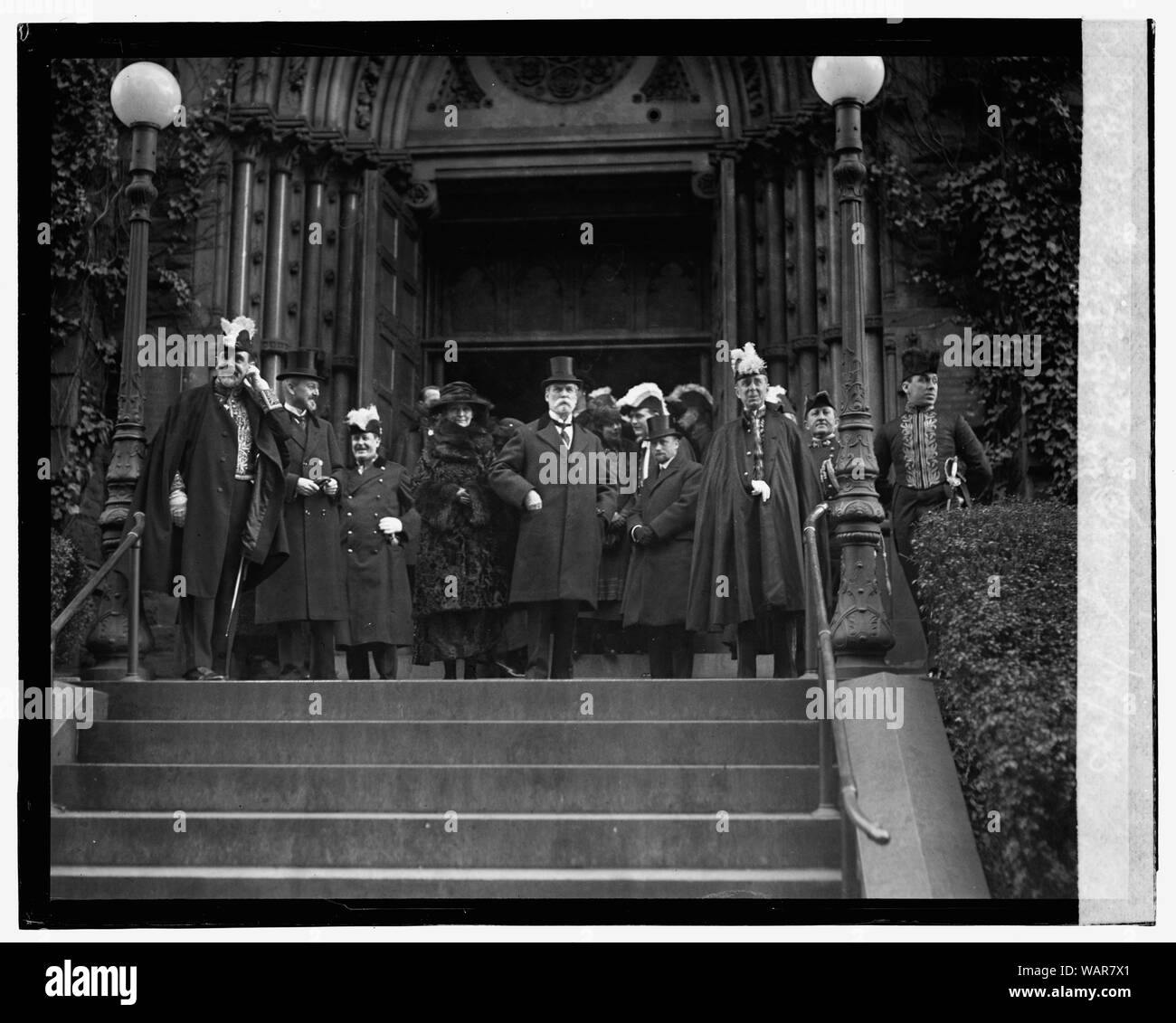 Gruppo di diplomatici, 1/4/23 Foto Stock