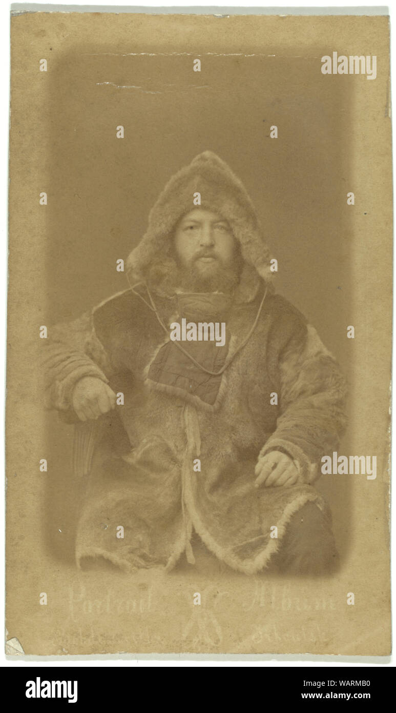 Il dott. Bunge, Siberian Arctic explorer, tre quarti di lunghezza verticale, rivolto verso la parte anteriore Foto Stock