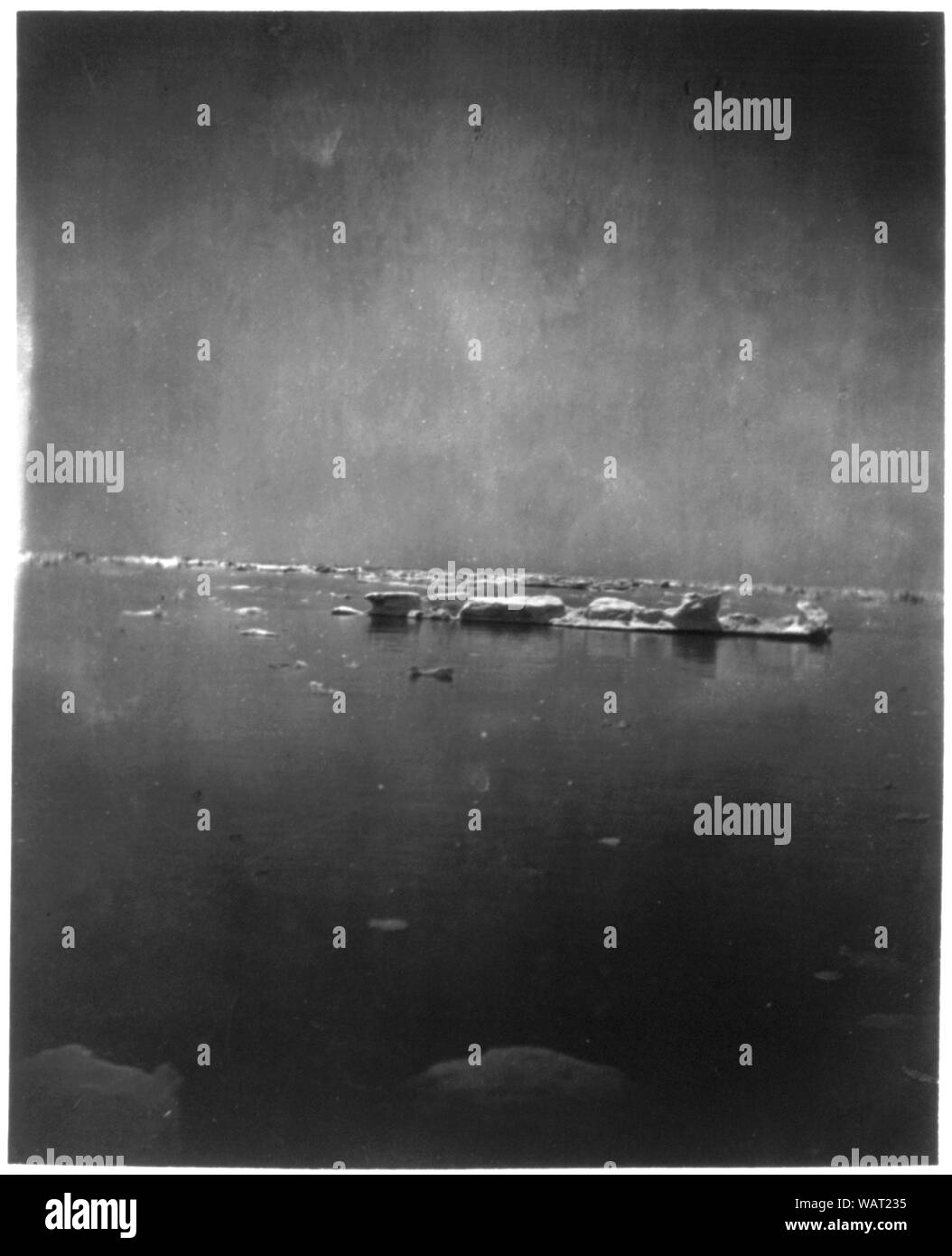 Ghiaccio deriva nell'Oceano Atlantico, al largo delle coste del Labrador Foto Stock