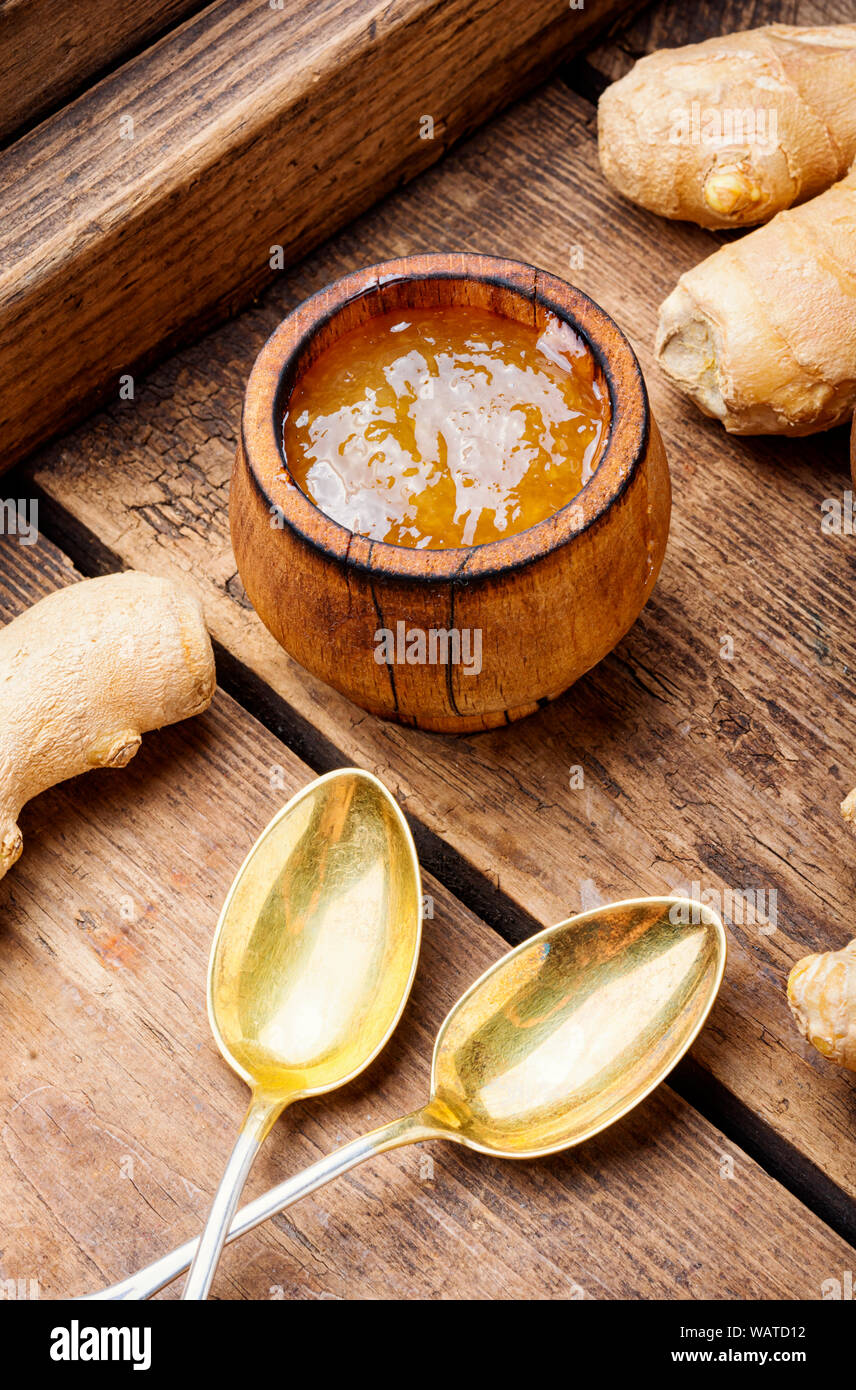 Inceppamento dalla ginger.Lo zenzero marmellata.autunno o inverno dessert per tè Foto Stock