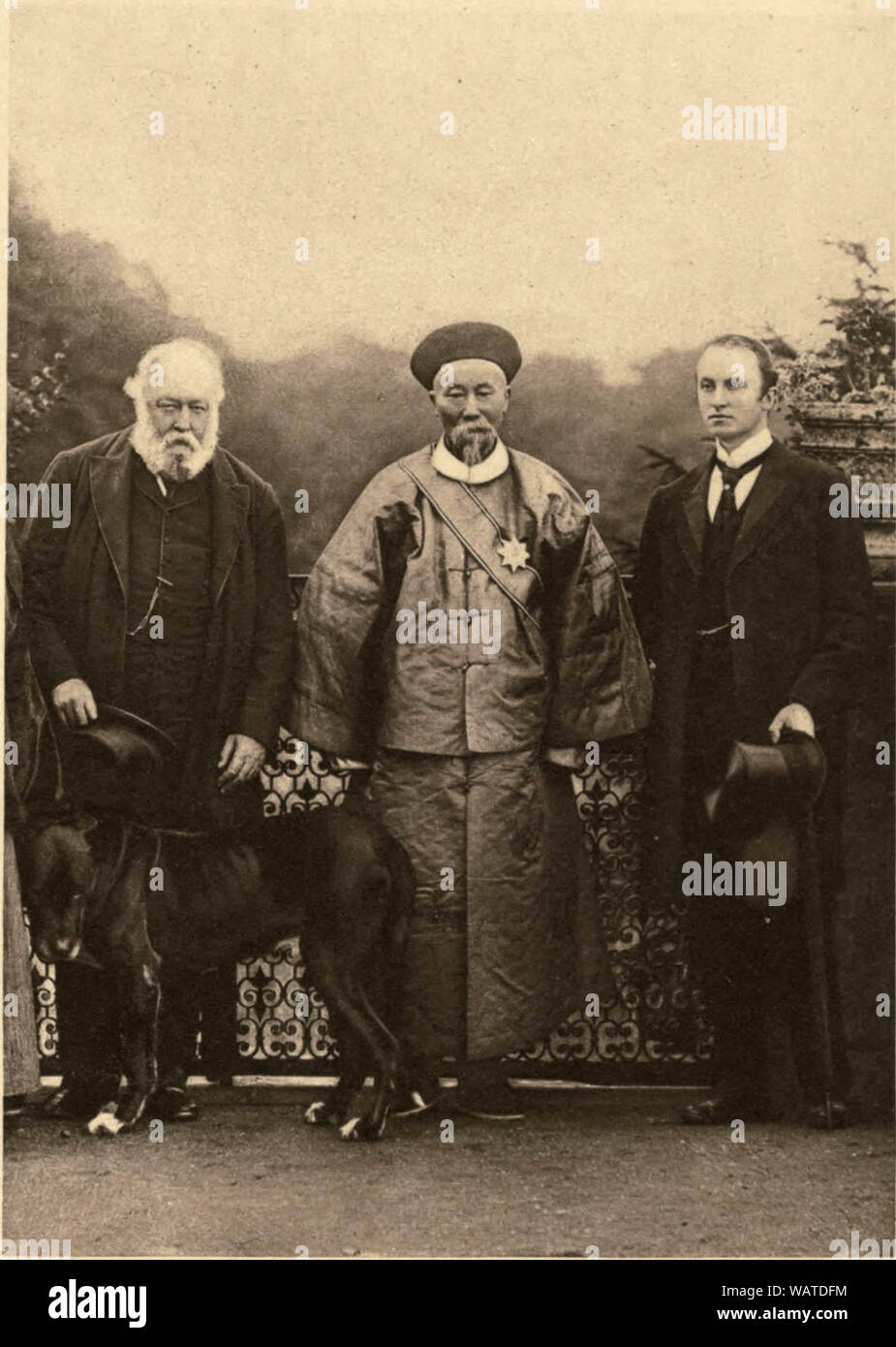 Li Hongzhang con Lord Salisbury e il signore Curzon Foto Stock
