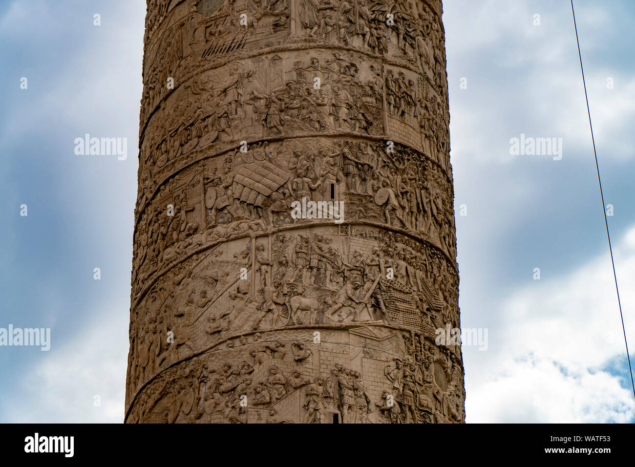 Colonna Traiana, dettaglio del bassorilievo scene della Traja 's colonna in Roma Foto Stock