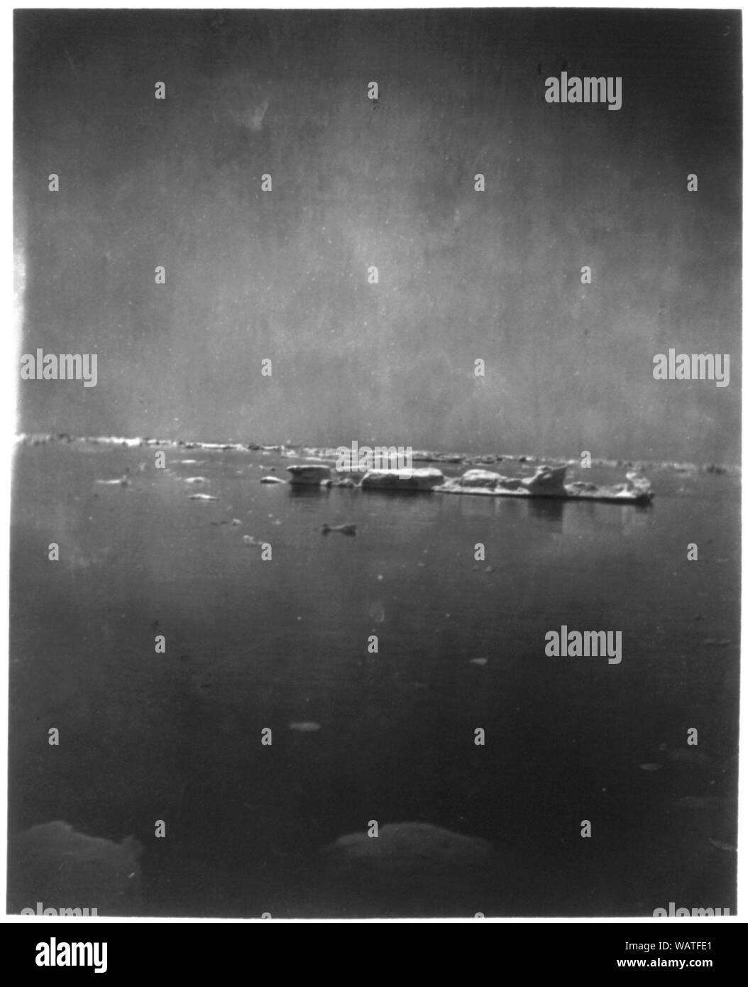 Ghiaccio deriva nell'Oceano Atlantico, al largo delle coste del Labrador Foto Stock