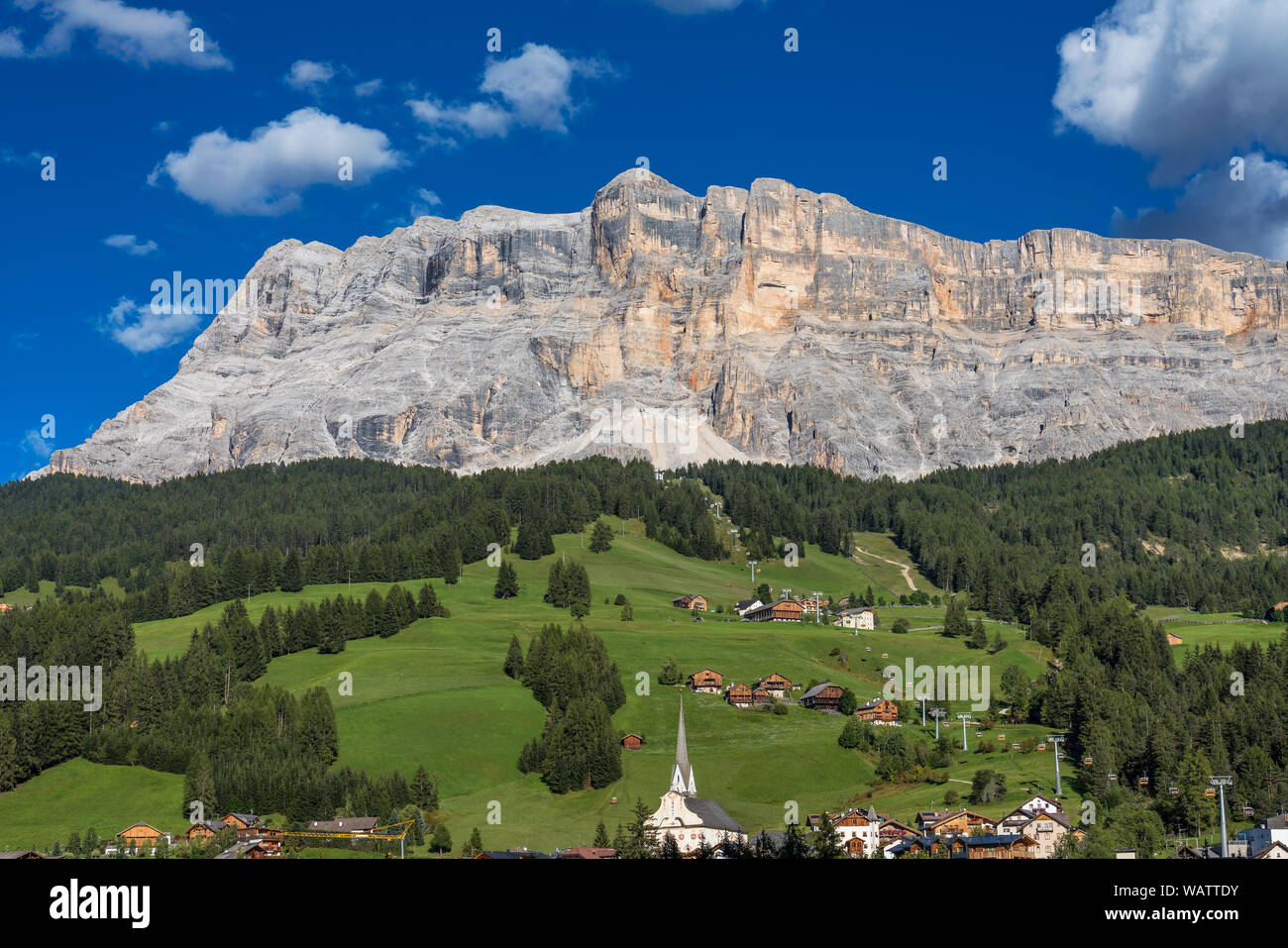 Il Sasso di Santa Croce in orientale delle Dolomiti, Val Badia, Alto Adige,  Italia Foto stock - Alamy