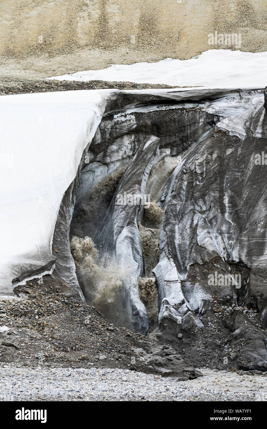 Cascata dal ghiacciaio di fusione Foto Stock