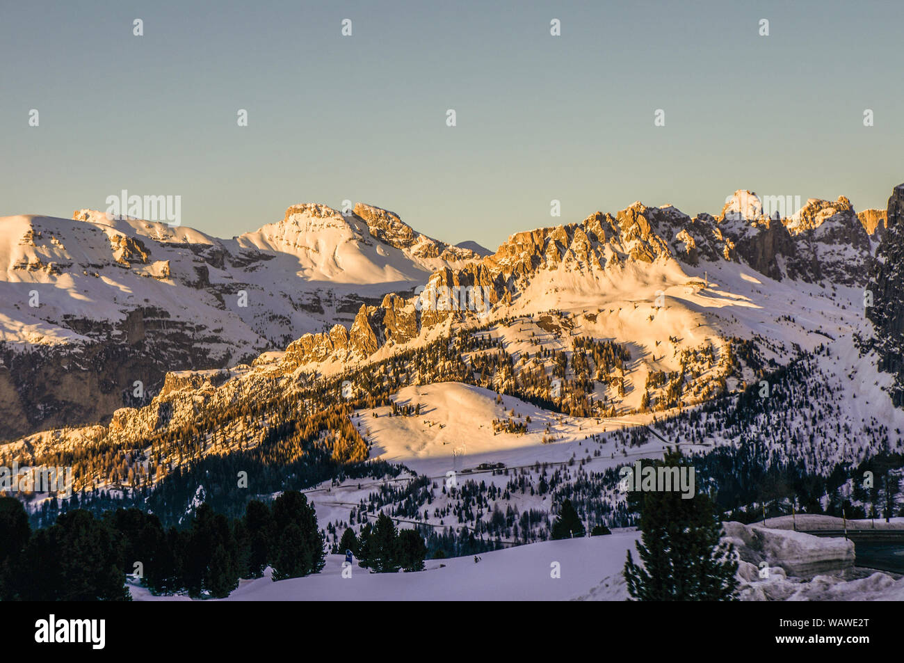 Paesaggio di montagna delle Dolomiti in inverno. L'Italia, Europa Foto Stock