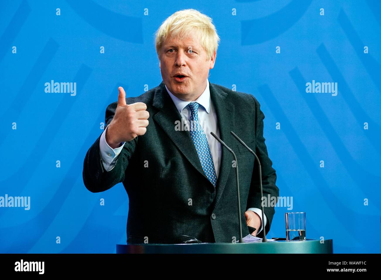 Berlino, Deutschland. 21 Ago, 2019. 21.08.2019, il Primo Ministro del Regno Unito, Boris Johnson dal conservatore e Partito unionista visitando la Cancelleria di Berlino. Il politico britannico era venuto a negoziare con il cancelliere su Brexit. Discorso alla conferenza stampa congiunta al leggio. | Utilizzo di credito in tutto il mondo: dpa/Alamy Live News Foto Stock