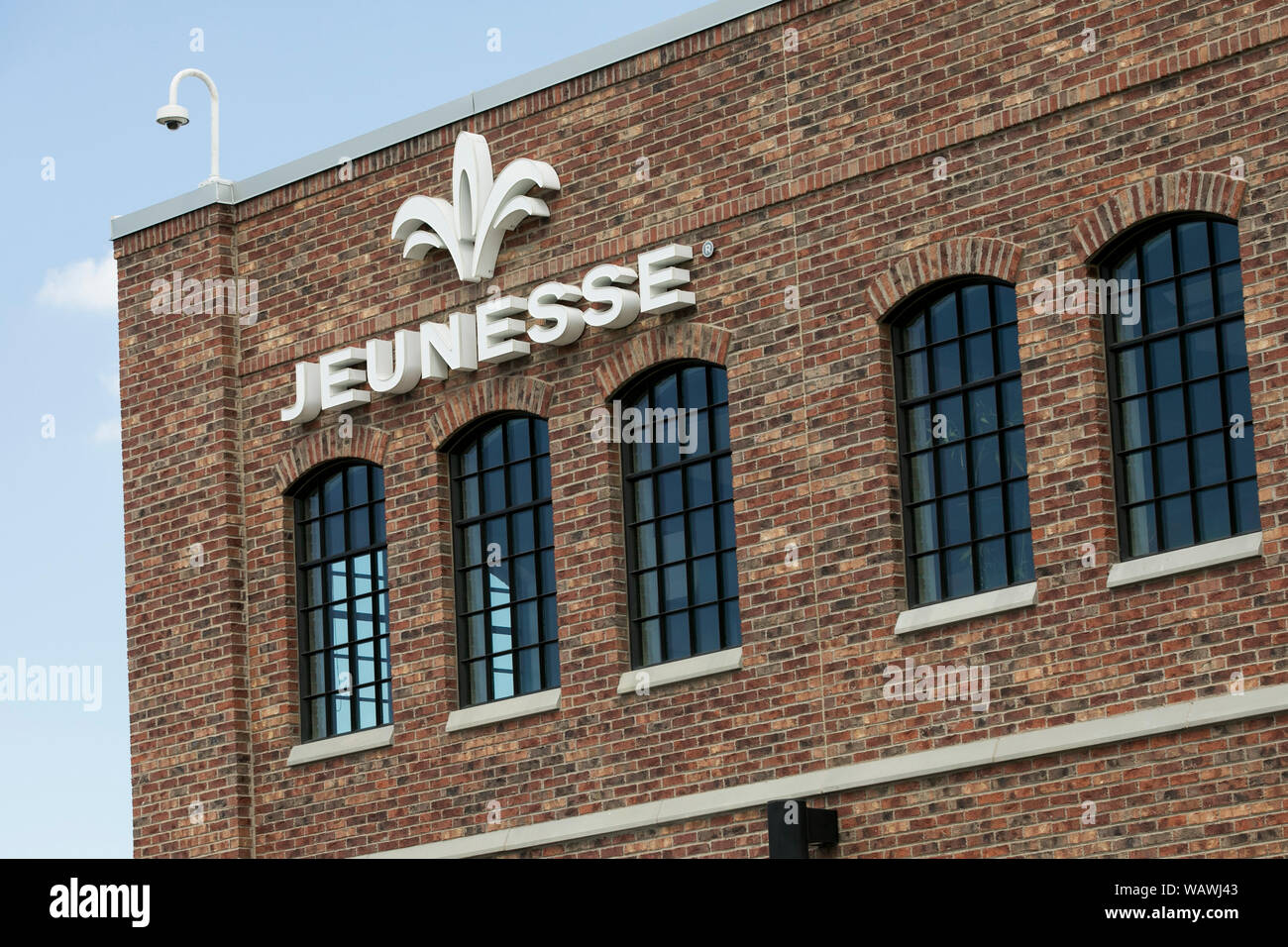 Un segno del logo al di fuori di una struttura occupata da Jeunesse Global nel tappeto, Utah sulla luglio 27, 2019. Foto Stock