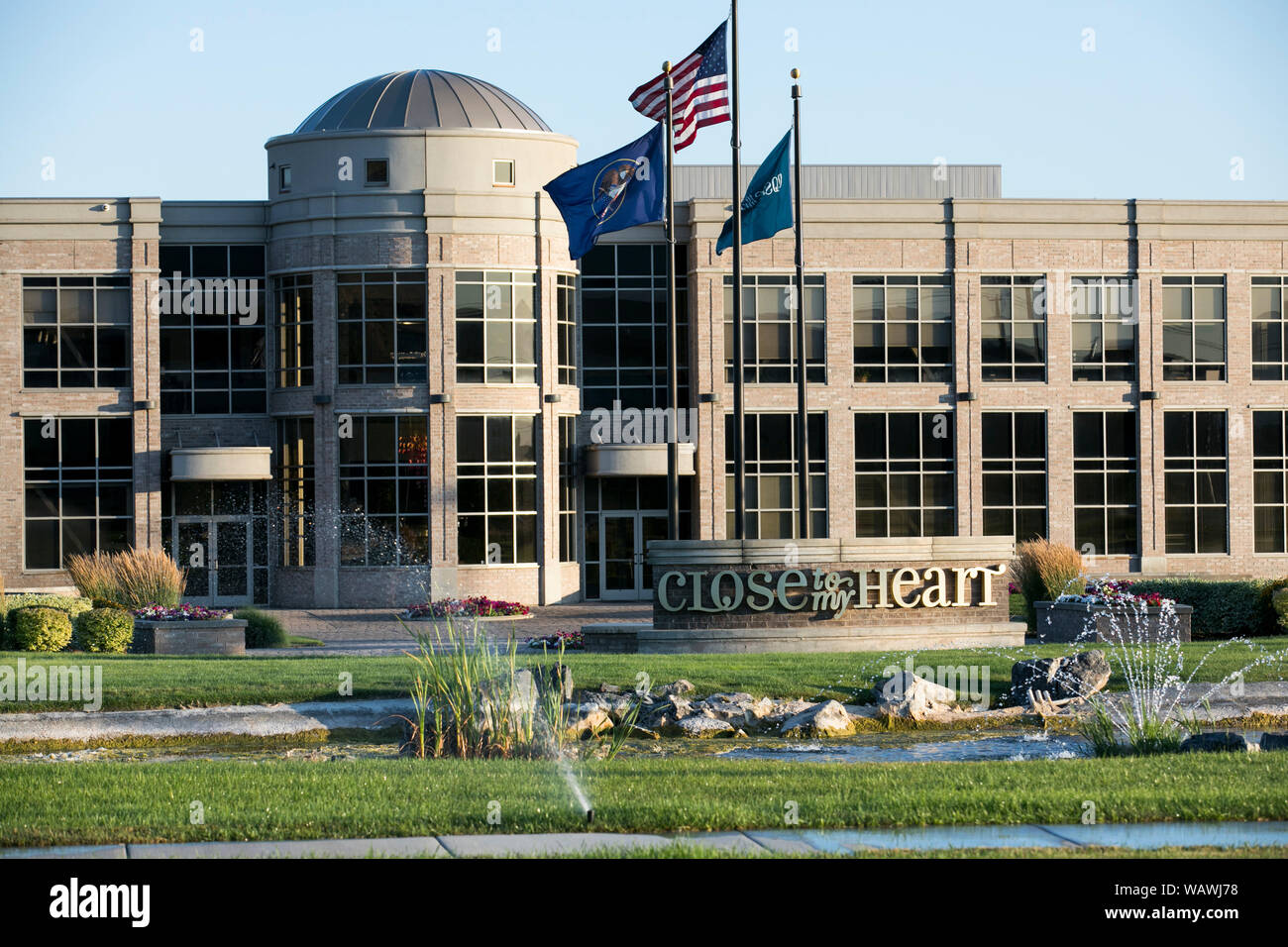 Un logo segno al di fuori della sede di vicino al mio cuore, Inc., in piacevole Grove, Utah sulla luglio 27, 2019. Foto Stock