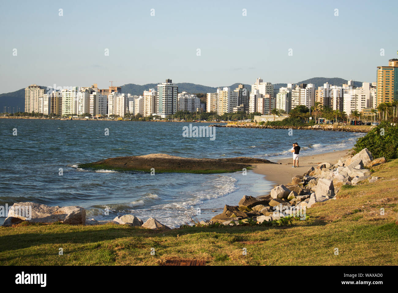 Beira Mar Norte Avenue, nella capitale di Florianopolis, nello stato di Santa Catarina - Brasile Foto Stock