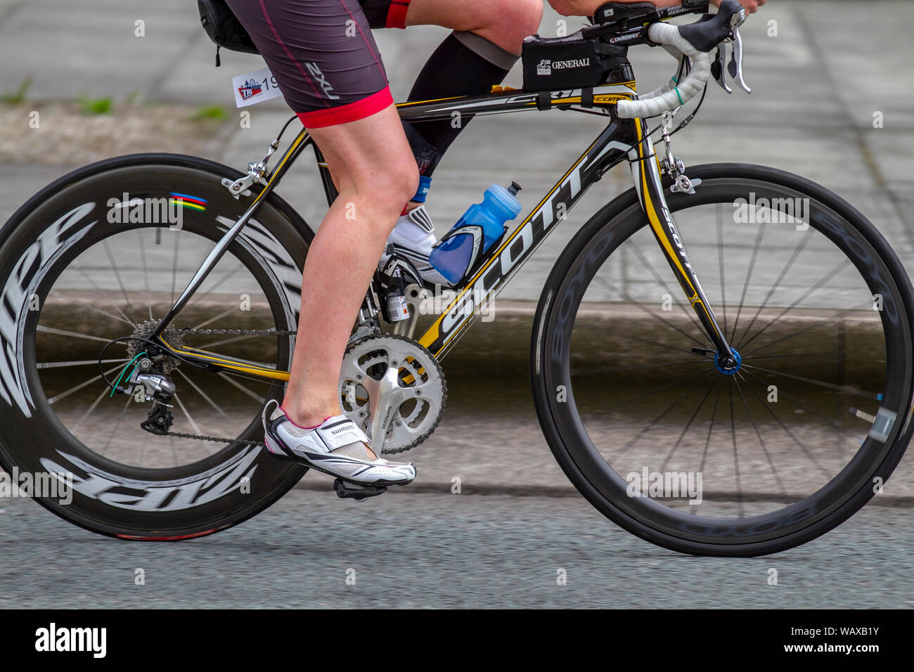 ZXU Scott Frameset; ruote da primo piano, ruota per bicicletta da strada,  TT Time Trial, bici in fibra di carbonio triathlon, corse da corsa pro  cycles, ruote aerodinamiche ad alte prestazioni, piloti