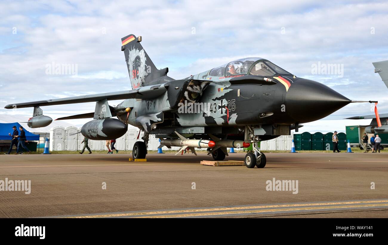 Panavia Tornado tedesco del Tactical Air Force Squadron 51 con una speciale vernice schema con il WW1 asso del volo tedesco Max Immelmann a RIAT 2019 Foto Stock