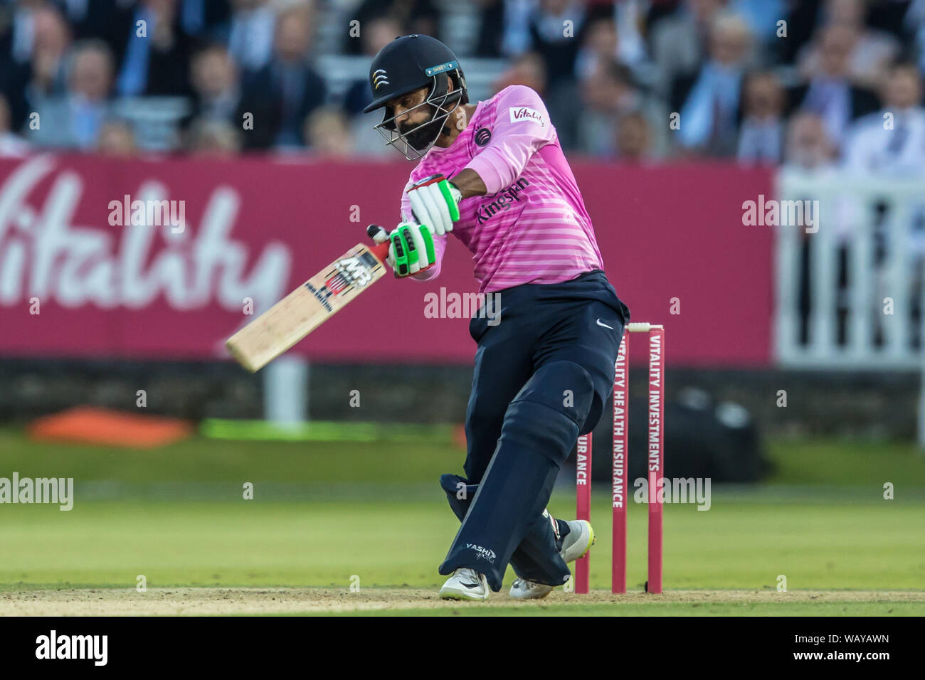 Londra, UK.22 August, 2018. Mohammad Hafeez batting per Middlesex contro Hampshire nella vitalità di Blast T20 partita di cricket al Lords. David Rowe/Alamy Live News Foto Stock