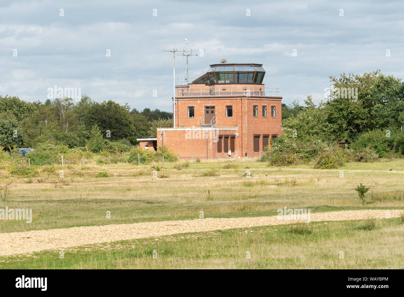 La torre di controllo a Greenham Common, formalmente parte della base aerea, ora utilizzato come un centro visitatori, Berkshire, Regno Unito Foto Stock