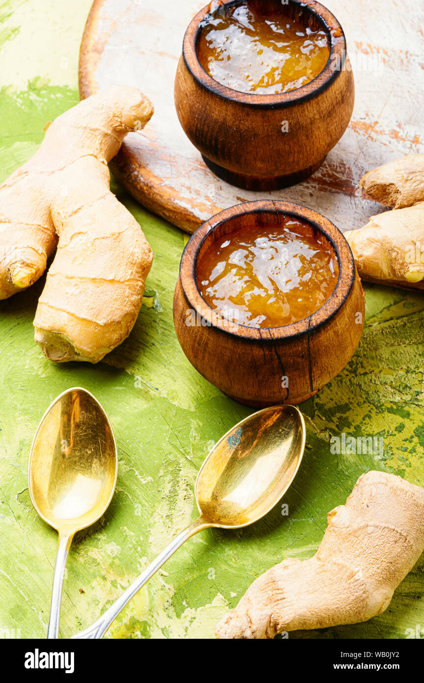 Inceppamento dalla ginger.Lo zenzero marmellata.autunno o inverno dessert per tè Foto Stock