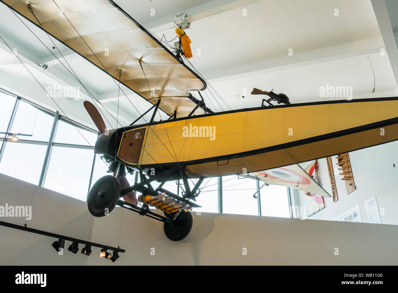 Replica di WWI Morane-Saulnier L presso il padiglione Guynemer, museo di WW1 flying ace pilota da caccia Georges Guynemer, Poelkapelle, Fiandre, in Belgio Foto Stock