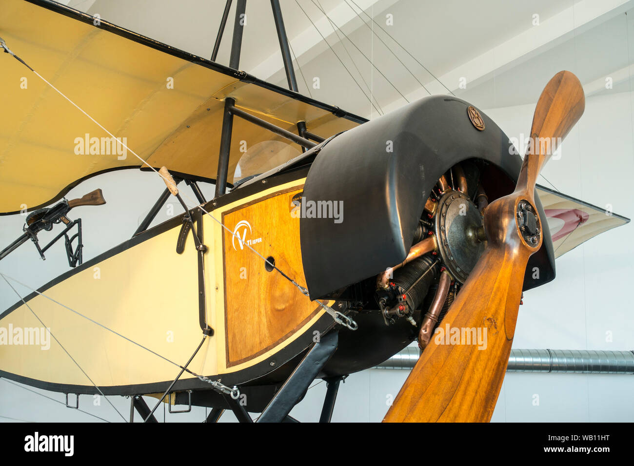 Replica di WWI Morane-Saulnier L presso il padiglione Guynemer, museo di WW1 flying ace pilota da caccia Georges Guynemer, Poelkapelle, Fiandre, in Belgio Foto Stock