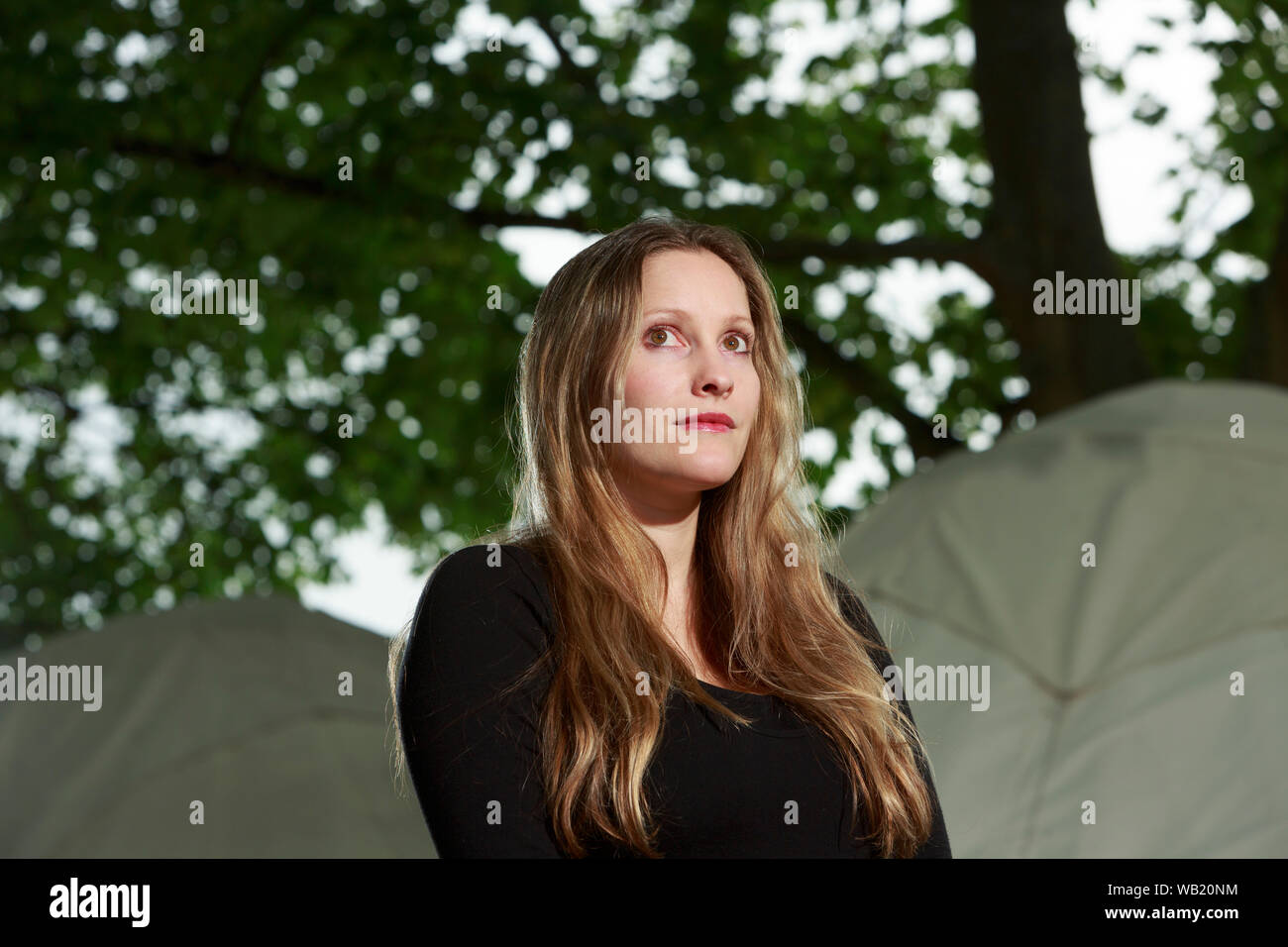 Edinburgh, Regno Unito. Il 23 agosto 2019. Inglese scrittrice femminista, Laura Bates assiste una foto chiamata a Edinburgh International Book Festival. Pak@ Mera/Alamy Live News Foto Stock
