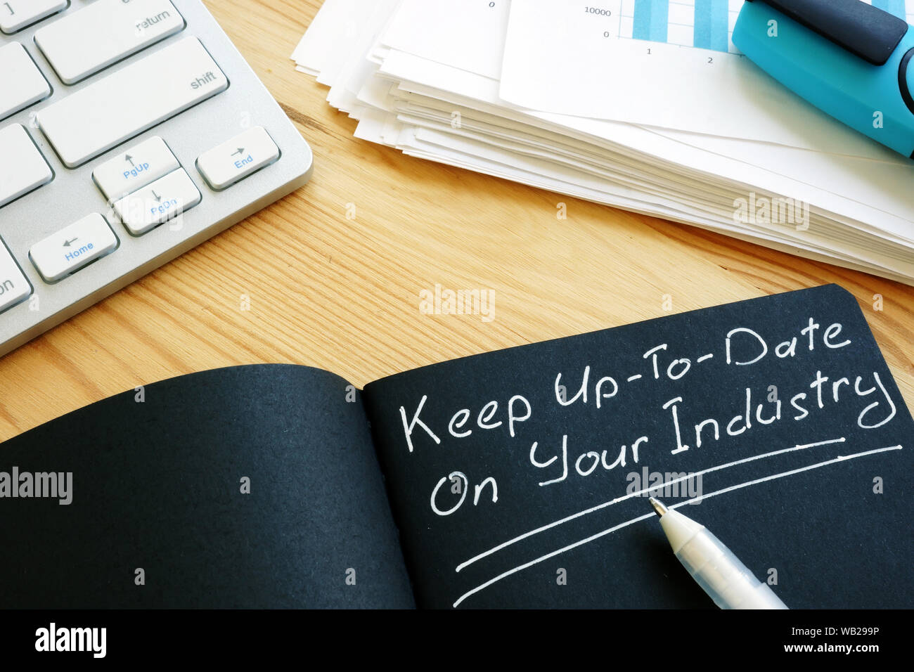 Mantenere aggiornato il vostro segno di settore. Apprendimento permanente. Foto Stock