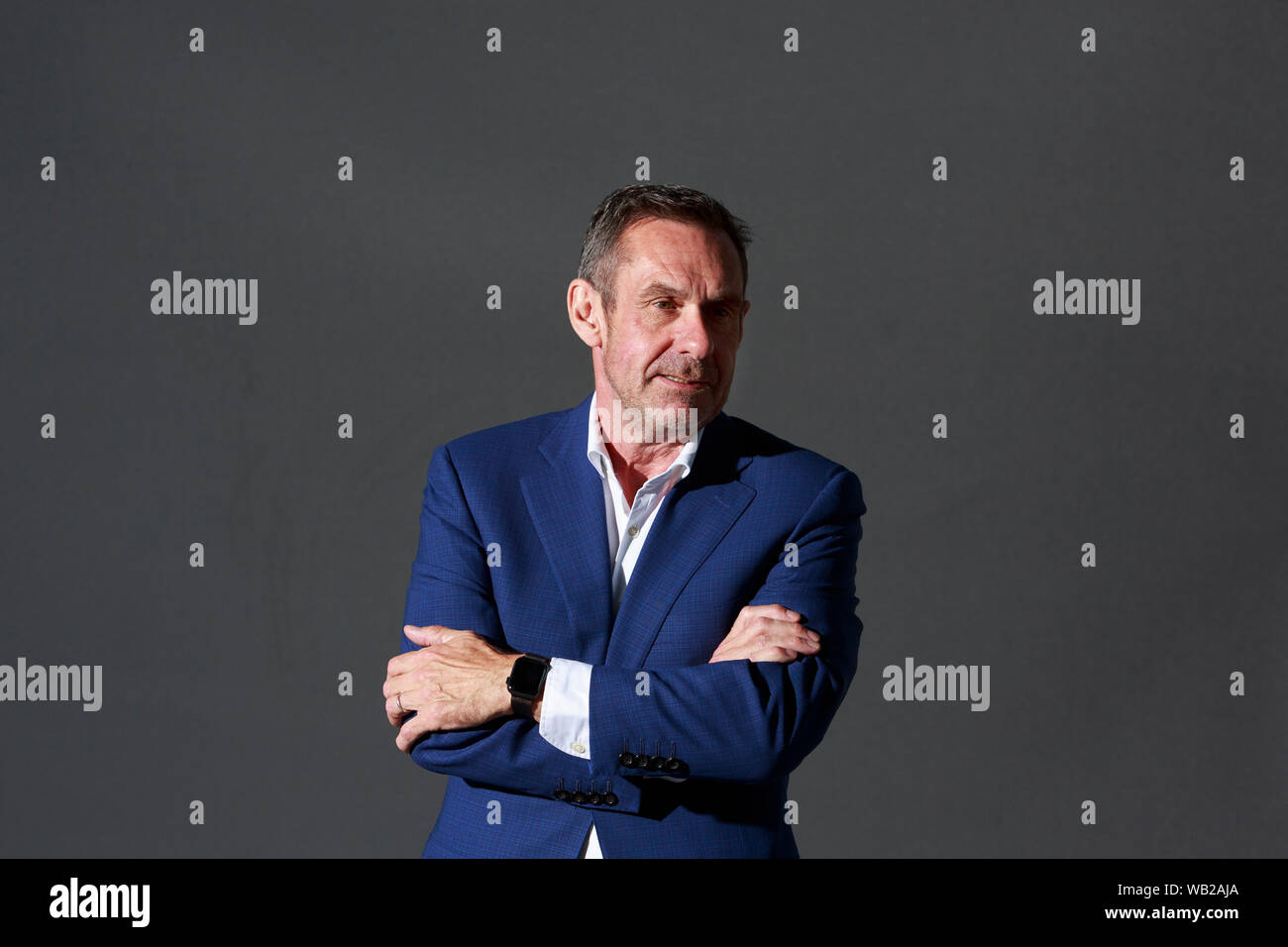 Edimburgo, Scozia. Il 23 agosto 2019. British commentatore, Paul Mason assiste una foto chiamata a Edinburgh International Book Festival. Pak@ Mera/Alamy Live News Foto Stock