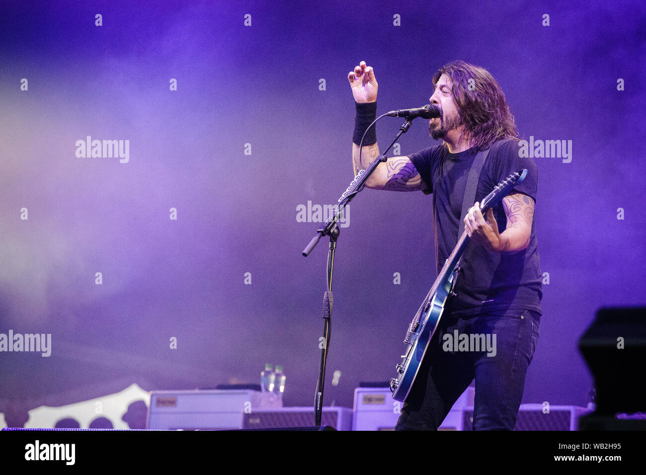 Foo Fighters esibirsi dal vivo sul palco del festival di Leeds, Regno Unito, 23 agosto 2019. Foto Stock
