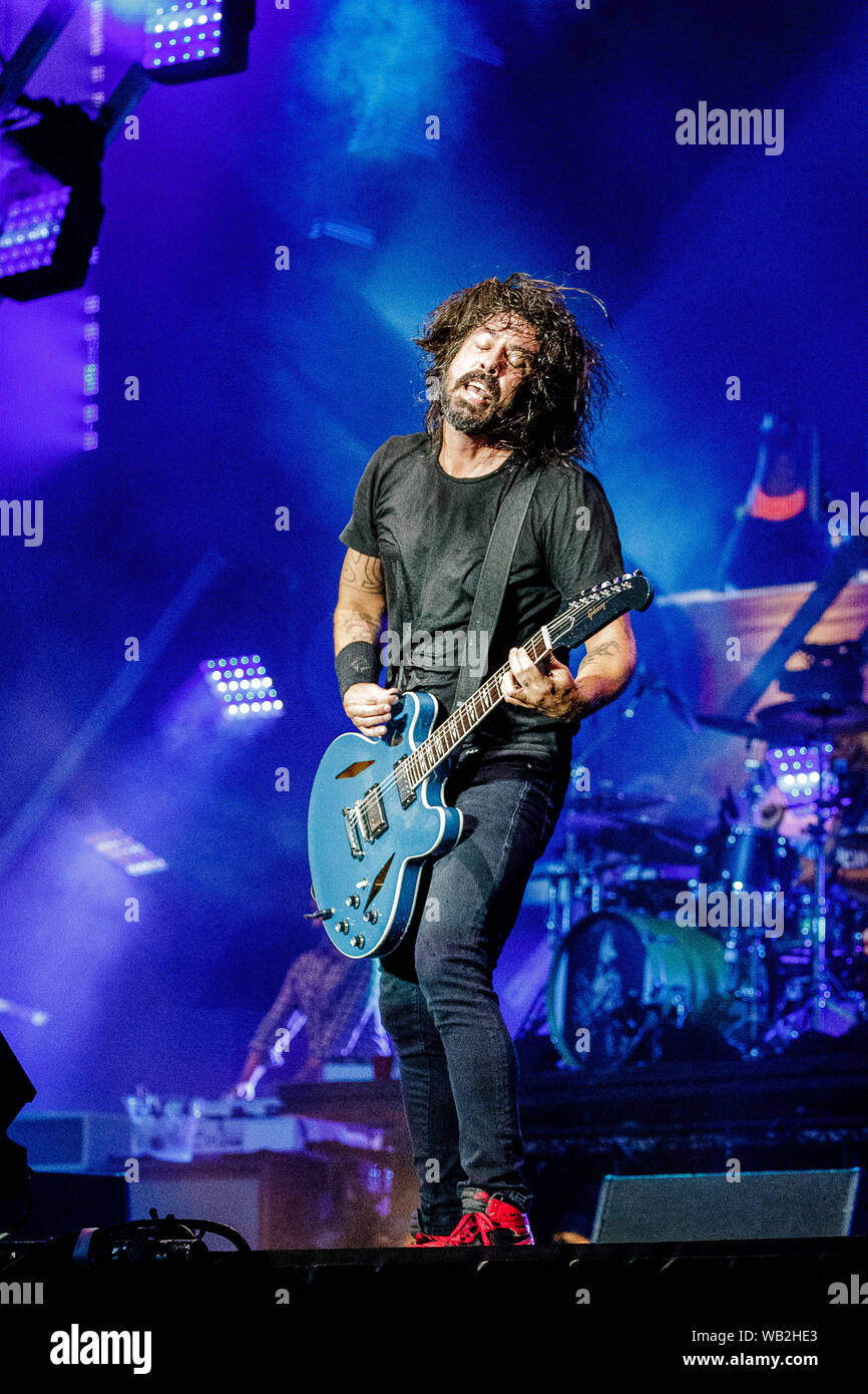 Foo Fighters esibirsi dal vivo sul palco del festival di Leeds, Regno Unito, 23 agosto 2019. Foto Stock