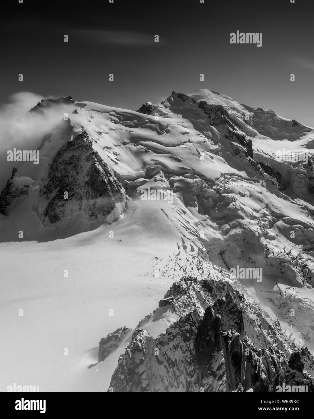 Mont Blanc Summit dall'Aiguille du Midi Foto Stock