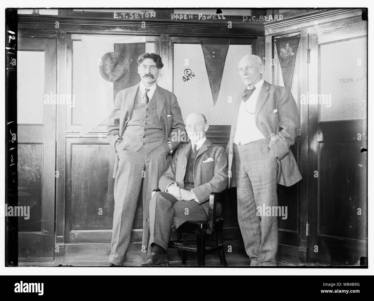 E.T. Seton, Baden-Powell, e D.C. Barba Abstract/medio: 1, negativo : vetro ; 5 x 7 in. o inferiore. Foto Stock