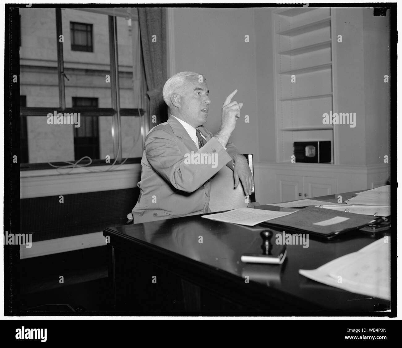 Edward Stettinius R. Abstract/medio: 1, negativo : vetro ; 4 x 5 in. o più piccolo Foto Stock