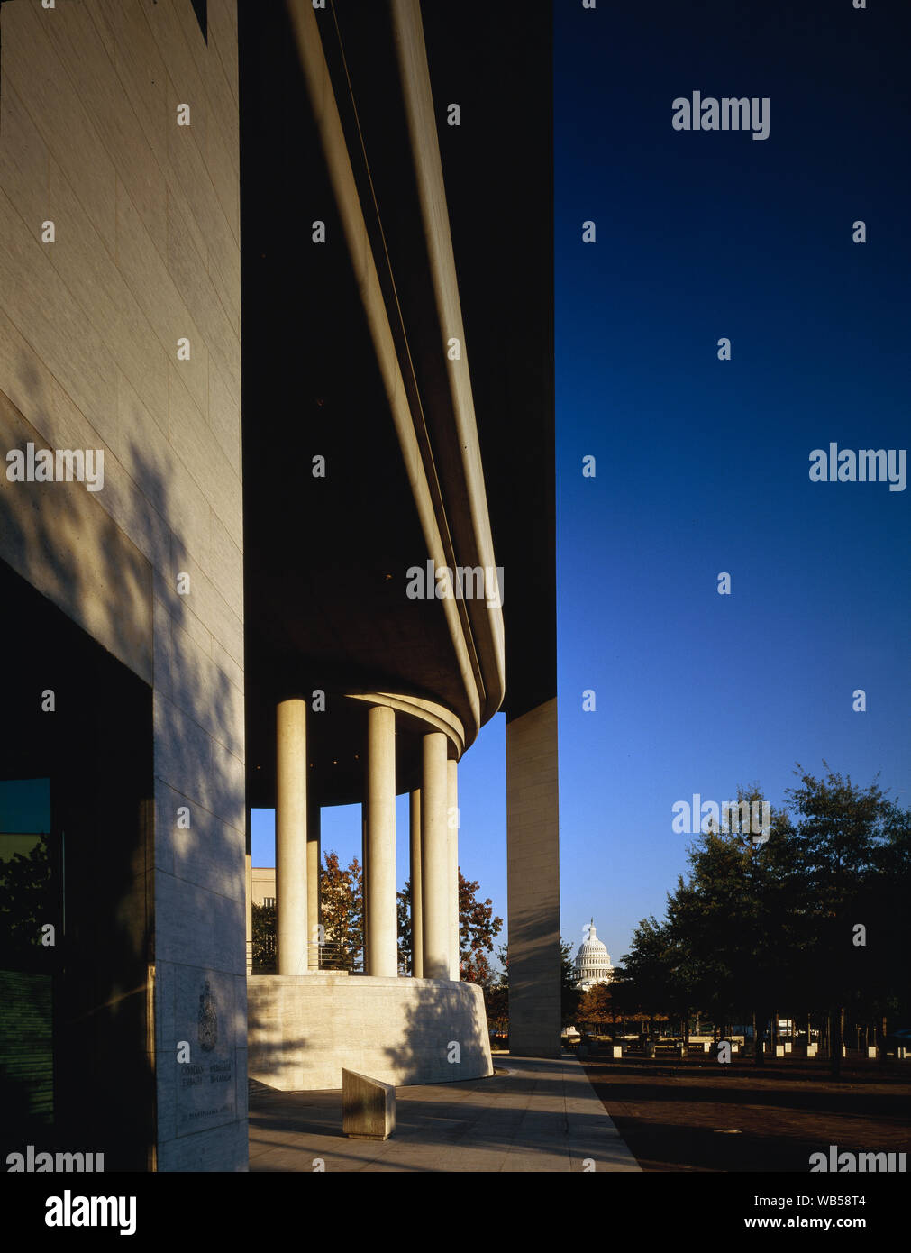 Ambasciata del Canada guardando verso gli Stati Uniti Capitol in Washington, D.C. Foto Stock