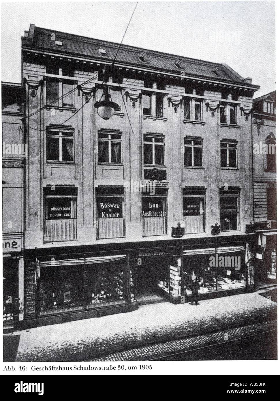 Düsseldorf, Geschäftshaus SCHADOWSTRASSE 30, Mendelssohn-Haus, um 1905 (Pietro Hüttenberger - Die Industrie- und Verwaltungsstadt (20. Jahrhundert) di Düsseldorf. Banda 3. Schwann, Düsseldorf 1990). Foto Stock