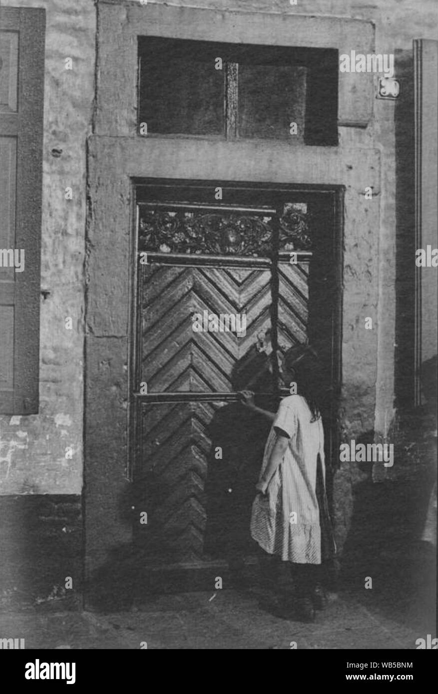 Düsseldorf, Haustür Liefergasse 30, Erwin Quedenfeldt, 1909. Foto Stock