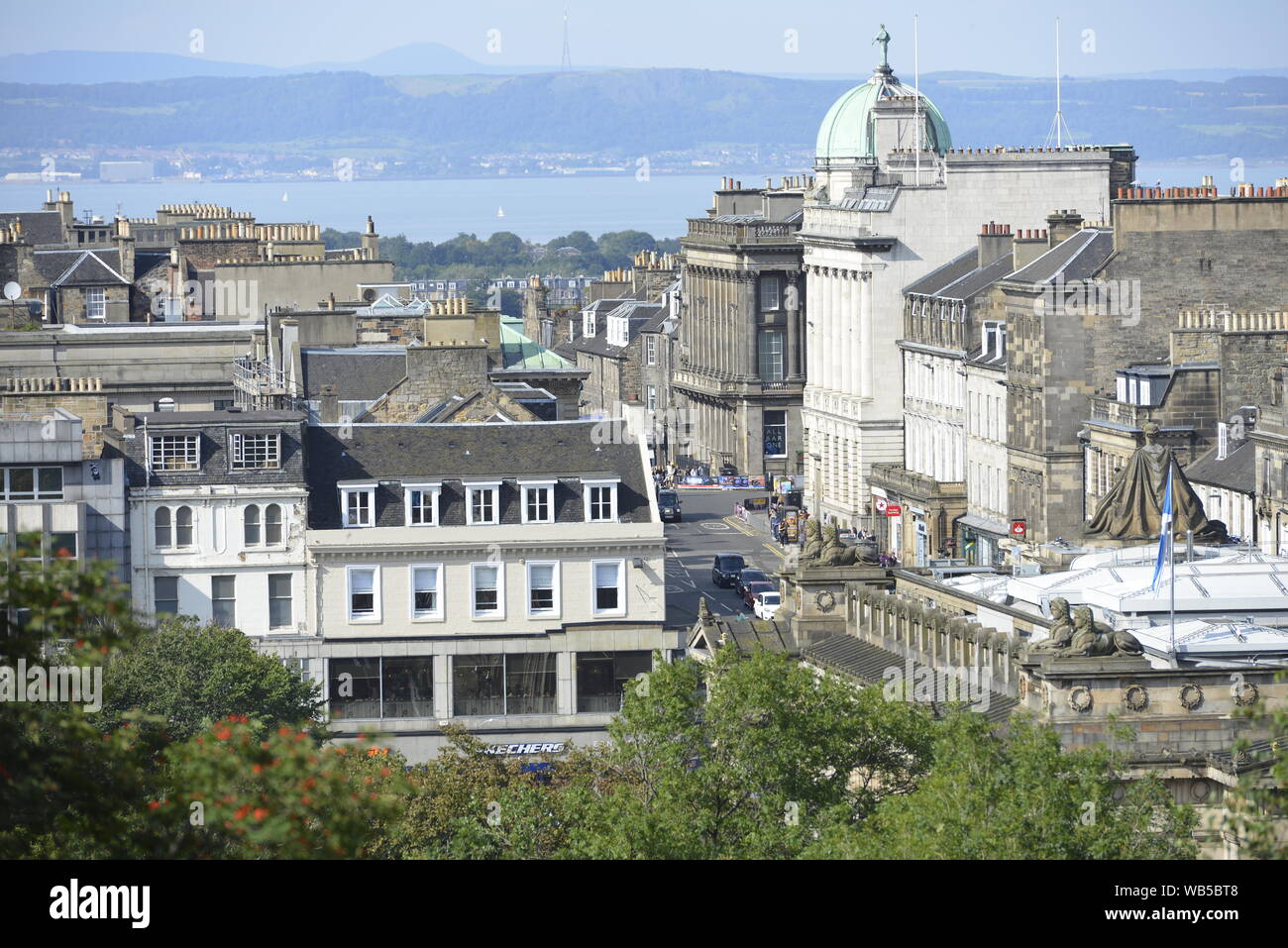 Edimburgo la capitale della Scozia in città di una famosa città da visitare in estate Foto Stock