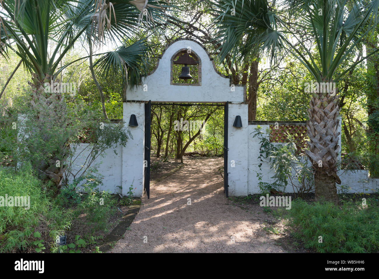 Ingresso al Quinta Mazatlan, una storica adobe mansion e natura e birdwatching center situato a McAllen, Texas Foto Stock