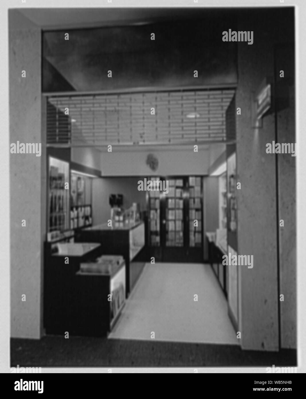 Essex House, Central Park South. Abstract/medio: Collezione Gottscho-Schleisner Foto Stock