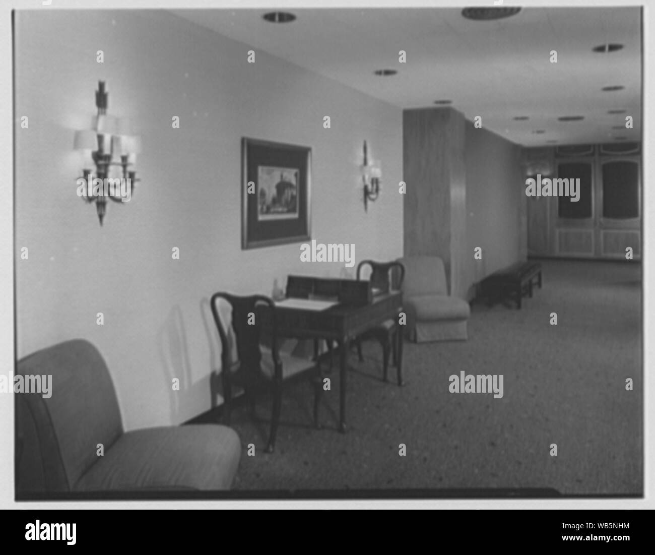 Essex House, Central Park South. Abstract/medio: Collezione Gottscho-Schleisner Foto Stock