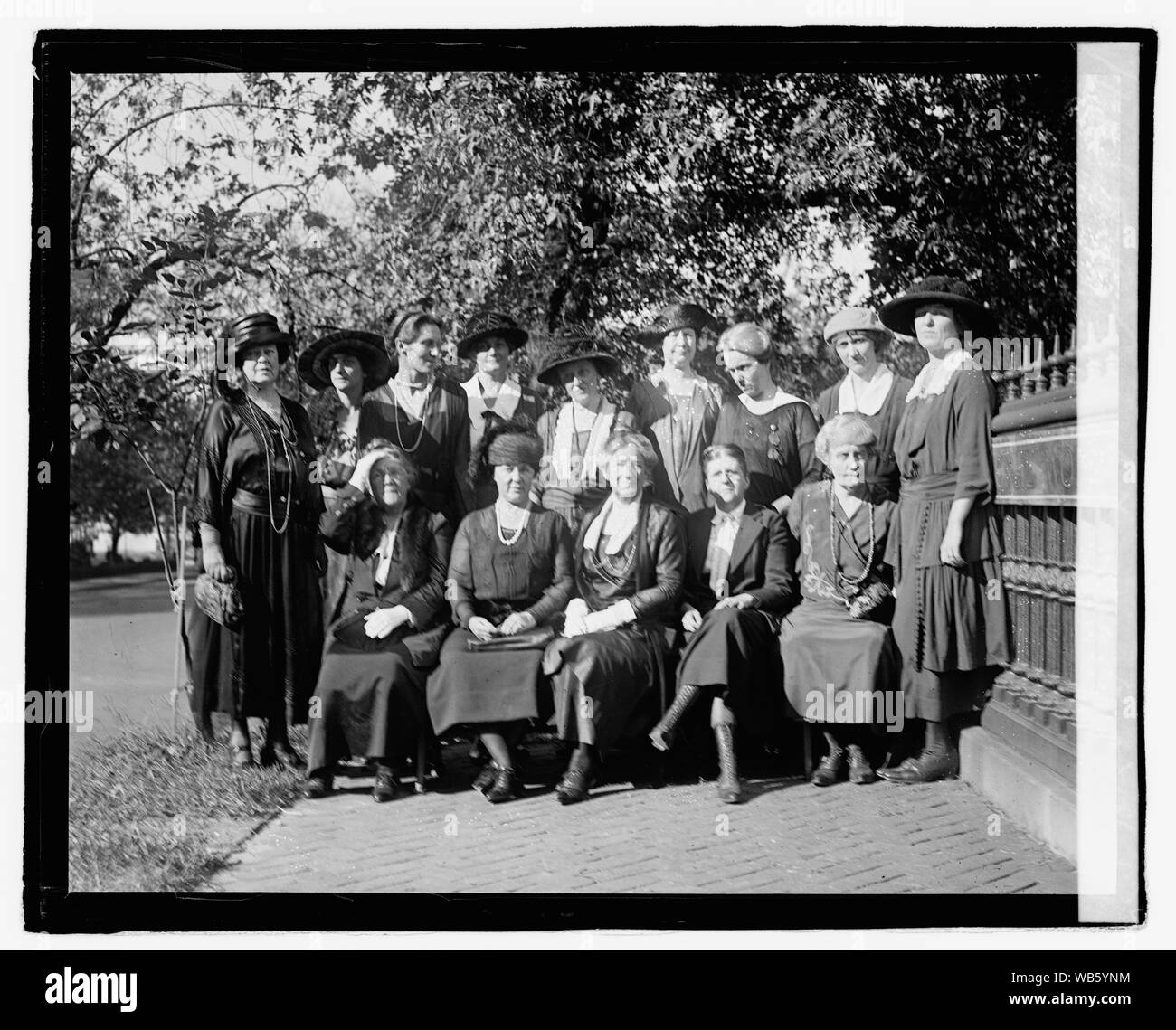 Ex. Com. Nat. Donna di partito, 10/3/21 Abstract/medio nazionale: Foto Azienda Collection Foto Stock