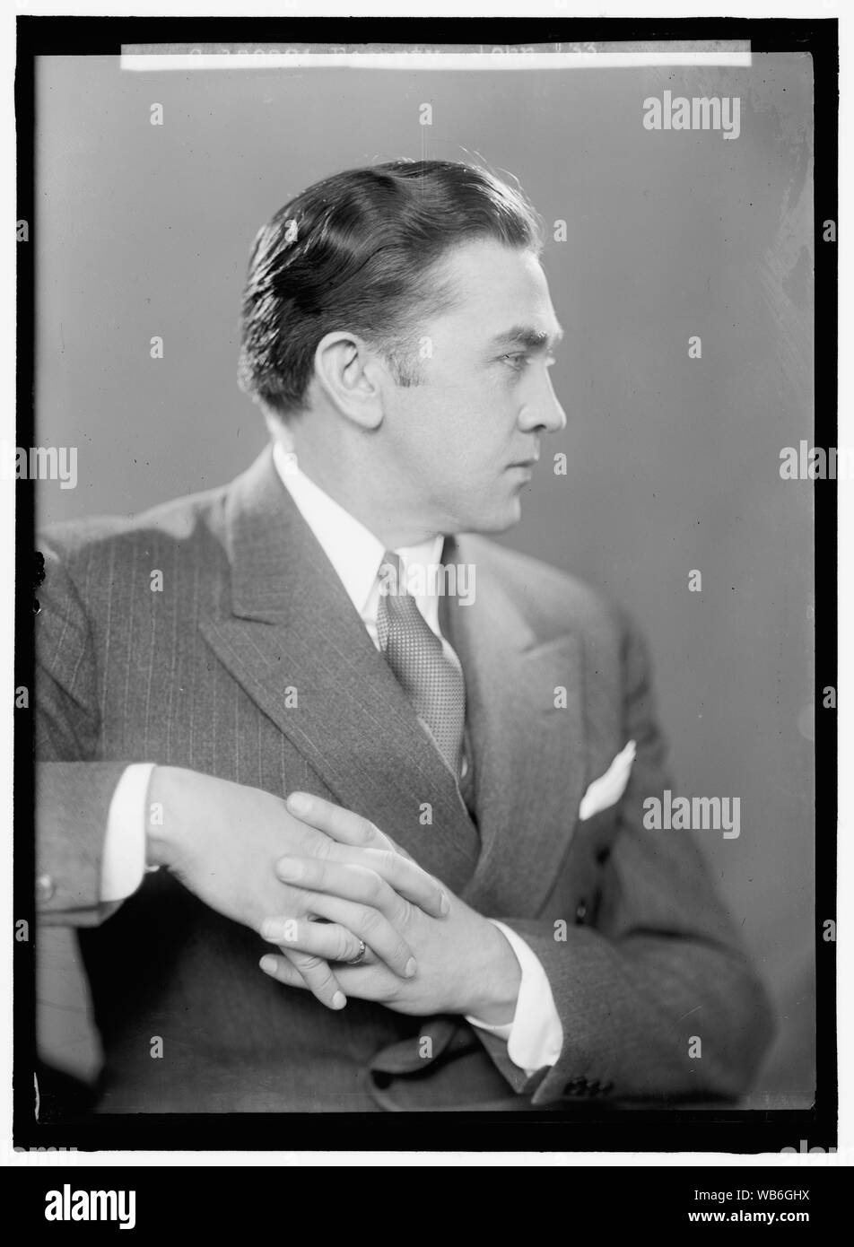 FOGARTY, John. Ritratto Abstract/medio: 1, negativo : vetro ; 5 x 7 in. o più piccolo Foto Stock