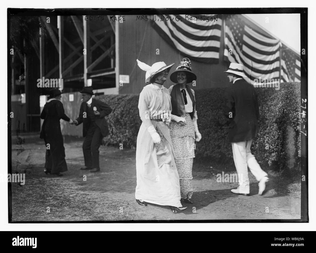 Edith Kane e la sig.ra J. Doug. Robinson Foto Stock