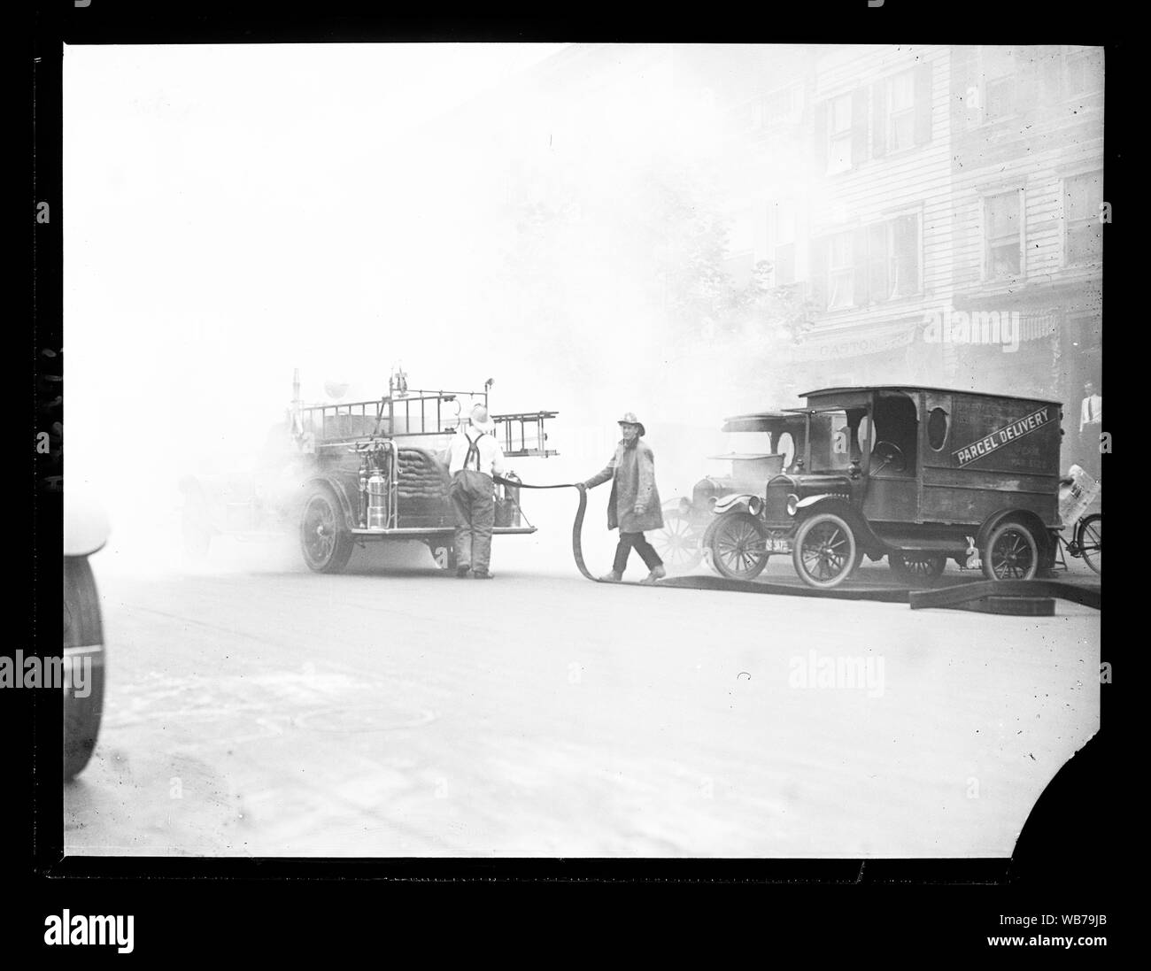 Fire [layout?] Abstract/medio: 1, negativo : vetro ; 4 x 5 in. o più piccolo Foto Stock