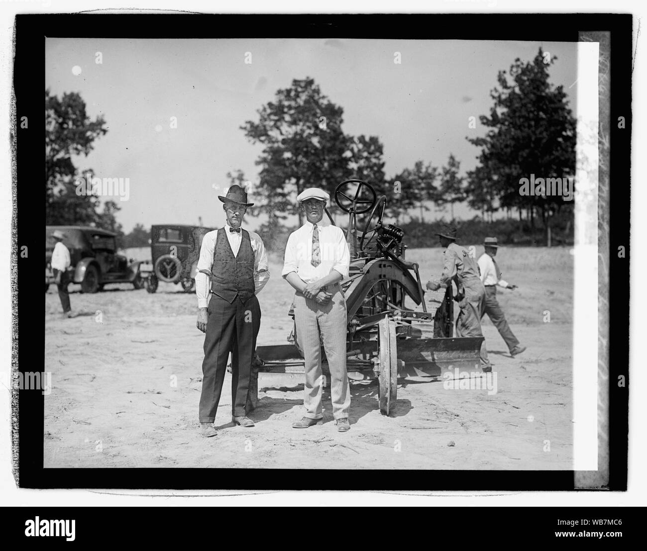 Ford Motor C., Trattore Road Show, Wardensville Abstract/medio: 1, negativo : vetro ; 4 x 5 in. o più piccolo Foto Stock