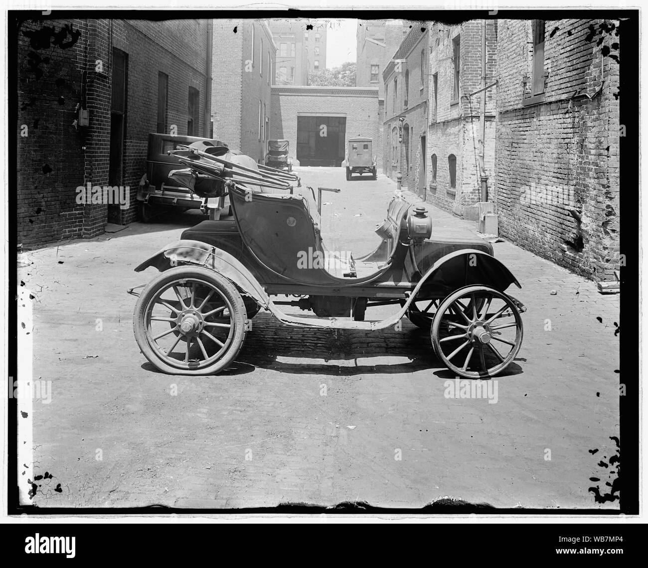 Ford Motor Co. vecchio astratta elettrico/medio: 1, negativo : vetro ; 8 x 10 in. o più piccolo Foto Stock